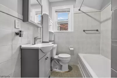 2096 Lentz Ave, Union Township, NJ 07083 - Photo 25