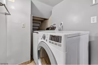 2096 Lentz Ave, Union Township, NJ 07083 - Photo 21