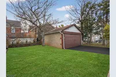 2096 Lentz Ave, Union Township, NJ 07083 - Photo 27