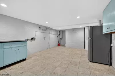 2096 Lentz Ave, Union Township, NJ 07083 - Photo 19