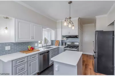 132 W 6th Ave, Roselle, NJ 07203 - Photo 11