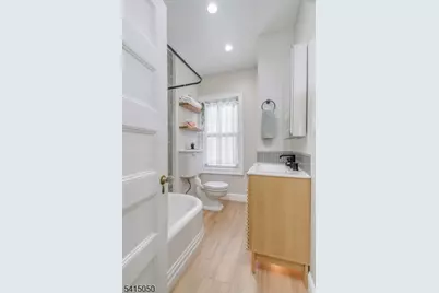 132 W 6th Ave, Roselle, NJ 07203 - Photo 25