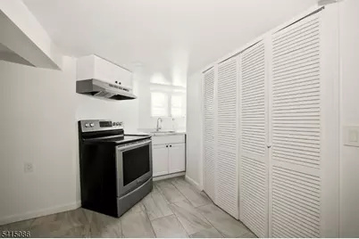 190 N 1st St, Paterson, NJ 07522 - Photo 37