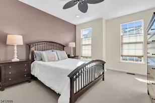 17 Jasmine Ln, Garfield, NJ 07026 - Photo 15