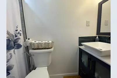 11 Raymond Pl, Hawthorne, NJ 07506 - Photo 21