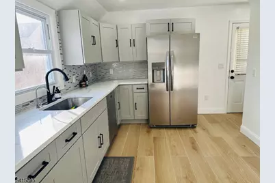 11 Raymond Pl, Hawthorne, NJ 07506 - Photo 11