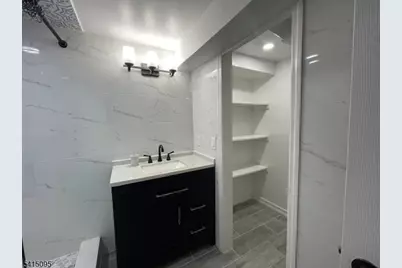 11 Raymond Pl, Hawthorne, NJ 07506 - Photo 27