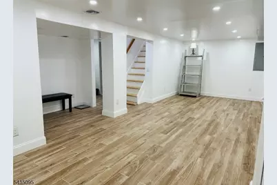 11 Raymond Pl, Hawthorne, NJ 07506 - Photo 33