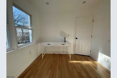 11 Raymond Pl, Hawthorne, NJ 07506 - Photo 17