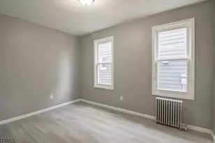 127 Brookwood St, East Orange, NJ 07018 - Photo 7