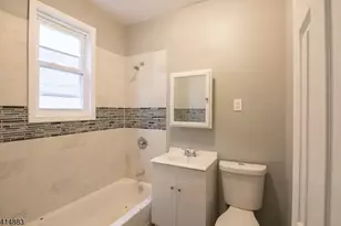 127 Brookwood St, East Orange, NJ 07018 - Photo 5