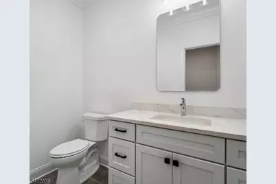 4 Plymouth Dr, Livingston, NJ 07039 - Photo 9