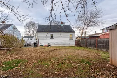 81 Larch St, Woodbridge Township, NJ 07064 - Photo 21