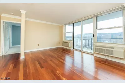 300 Main St #915, Little Falls Township, NJ 07424 - Photo 11