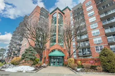 300 Main St #915, Little Falls Township, NJ 07424 - Photo 1