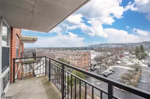 300 Main St, Little Falls Township, NJ 07424 - Photo 13