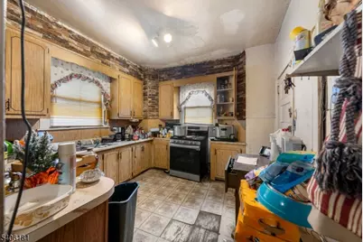 70 N Essex Ave, Orange, NJ 07050 - Photo 11