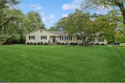102 Jamestown Rd, Montgomery Township, NJ 08502 - Photo 1