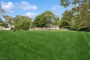 102 Jamestown Rd, Montgomery Township, NJ 08502 - Photo 29