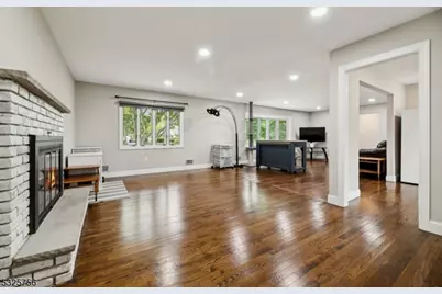 102 Jamestown Rd, Montgomery Township, NJ 08502 - Photo 13