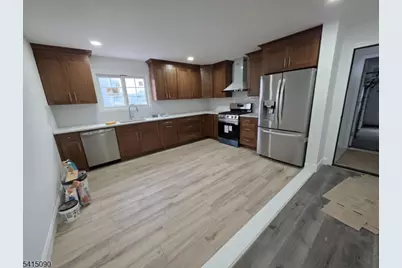 260 Trenton Ave, Paterson, NJ 07503 - Photo 5