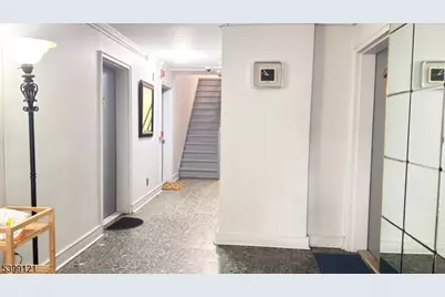 154 Bowers St #2D, Jersey City, NJ 07307 - Photo 5