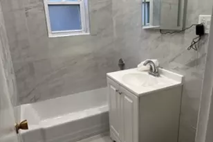 154 Bowers St, Jersey City, NJ 07307 - Photo 9