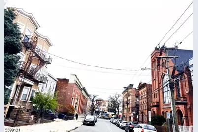 154 Bowers St #2D, Jersey City, NJ 07307 - Photo 15