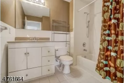 6 Jennifer Dr #6, East Hanover Township, NJ 07936 - Photo 9