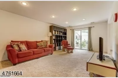 6 Jennifer Dr #6, East Hanover Township, NJ 07936 - Photo 3