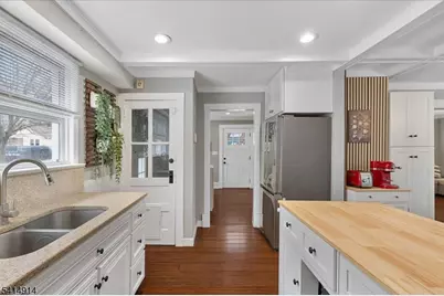 427 Willow Ave, Roselle Park, NJ 07204 - Photo 11