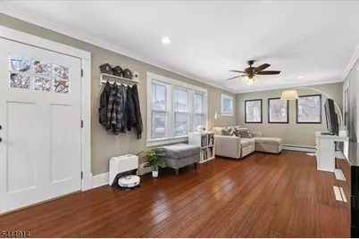 427 Willow Ave, Roselle Park, NJ 07204 - Photo 5