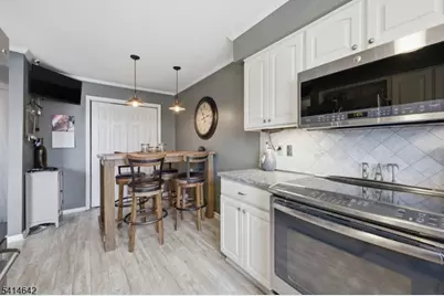 41 Purple Martin Dr, Allamuchy Township, NJ 07840 - Photo 11