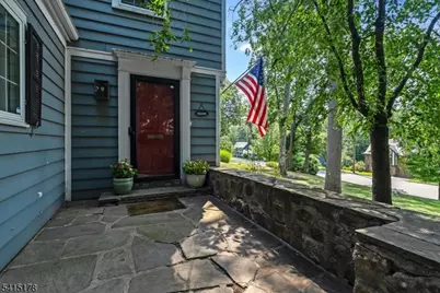 51 Afterglow Ave, Verona, NJ 07044 - Photo 3