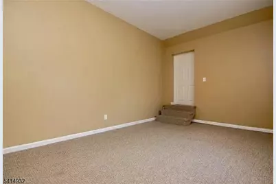 36 Harrison St, Nutley, NJ 07110 - Photo 5