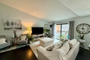 137 Drake Ln, Roxbury Township, NJ 07852 - Photo 7