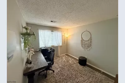 137 Drake Ln, Roxbury Township, NJ 07852 - Photo 15