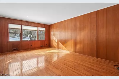 53 Sherbrook Dr, Berkeley Heights Township, NJ 07922 - Photo 11