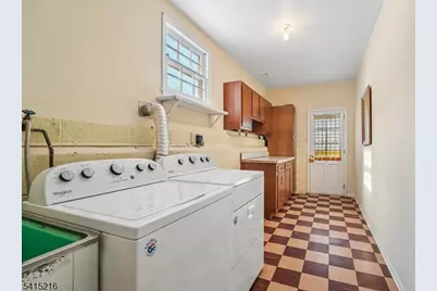 53 Sherbrook Dr, Berkeley Heights Township, NJ 07922 - Photo 21