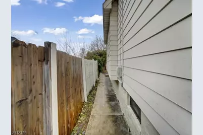 2047 Gless Ave, Union Township, NJ 07083 - Photo 21