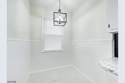 2047 Gless Ave, Union Township, NJ 07083 - Photo 9