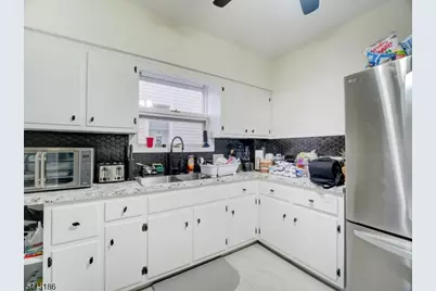 2047 Gless Ave, Union Township, NJ 07083 - Photo 7