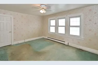 1044 Grandview Ave, Union Township, NJ 07083 - Photo 15