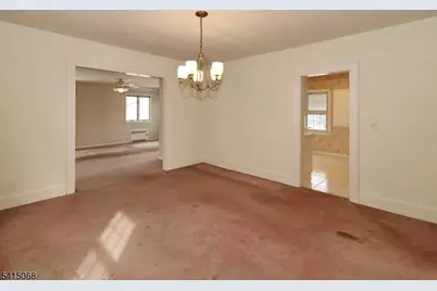 1044 Grandview Ave, Union Township, NJ 07083 - Photo 11