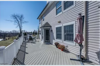 10 Mountain View Dr, Wantage, NJ 07461 - Photo 11