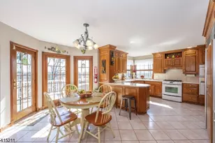 10 Mountain View Dr, Wantage, NJ 07461 - Photo 13