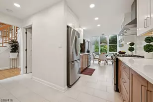 8 Sherwood Dr, Mountain Lakes, NJ 07046 - Photo 3