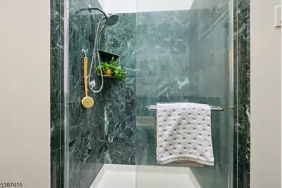 8 Sherwood Dr, Mountain Lakes, NJ 07046 - Photo 31