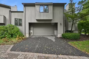 8 Sherwood Dr, Mountain Lakes, NJ 07046 - Photo 43