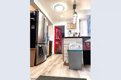 27 Melmore Gdns, East Orange, NJ 07017 - Photo 5